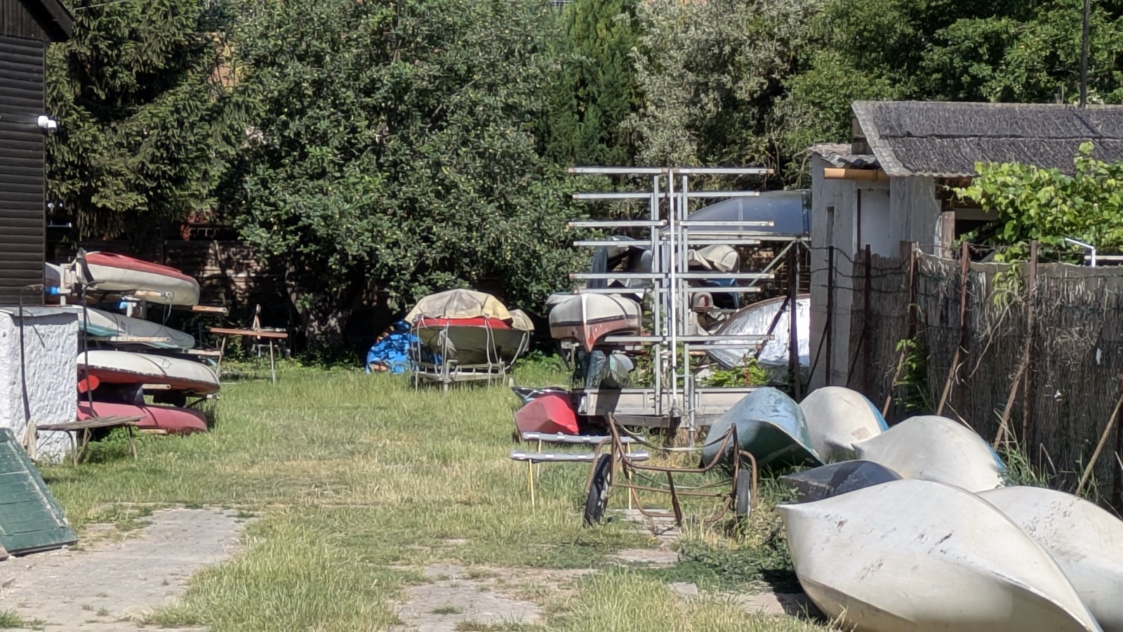 Galériafotó a Vidra Csónakházról 24